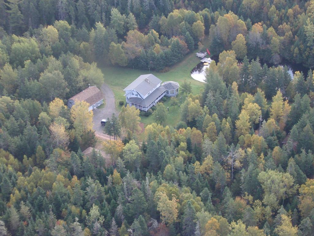 Forest & Lake Pei Bed & Breakfast Murray Harbour Экстерьер фото